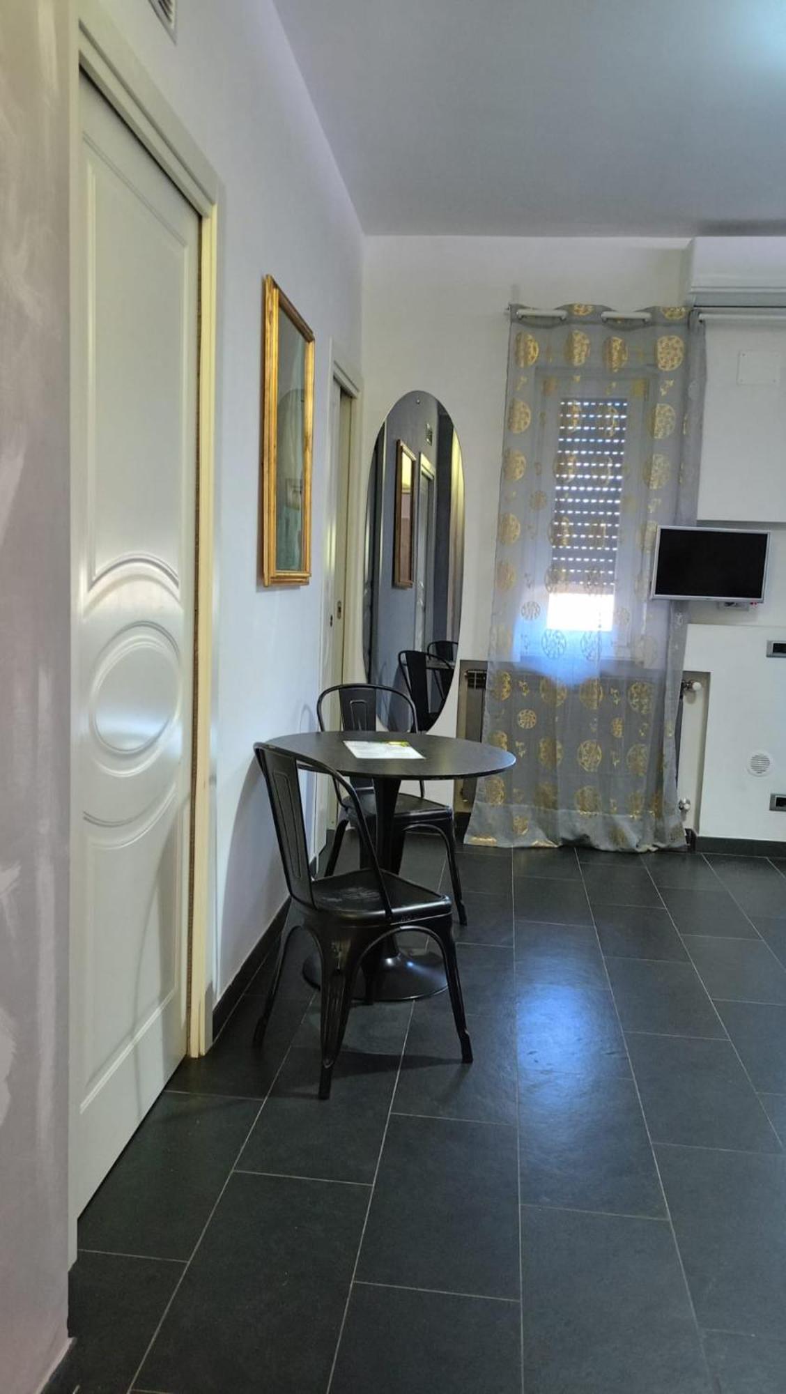 Costa Costa Rooms Sant'Egidio del Monte Albino Rum bild